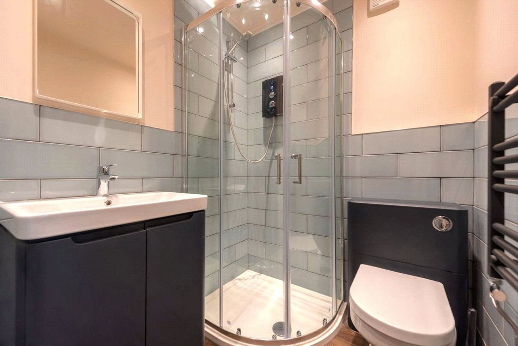 Property photo 2 of 17 Picture No. 23