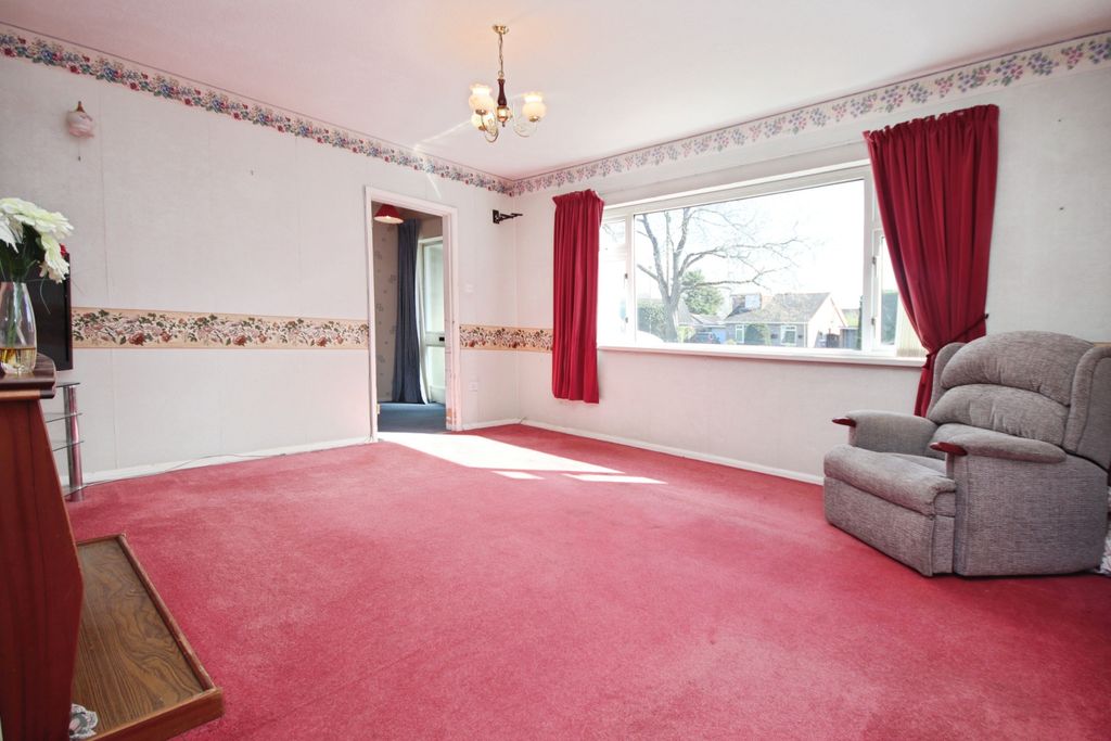 Property photo 3 of 16