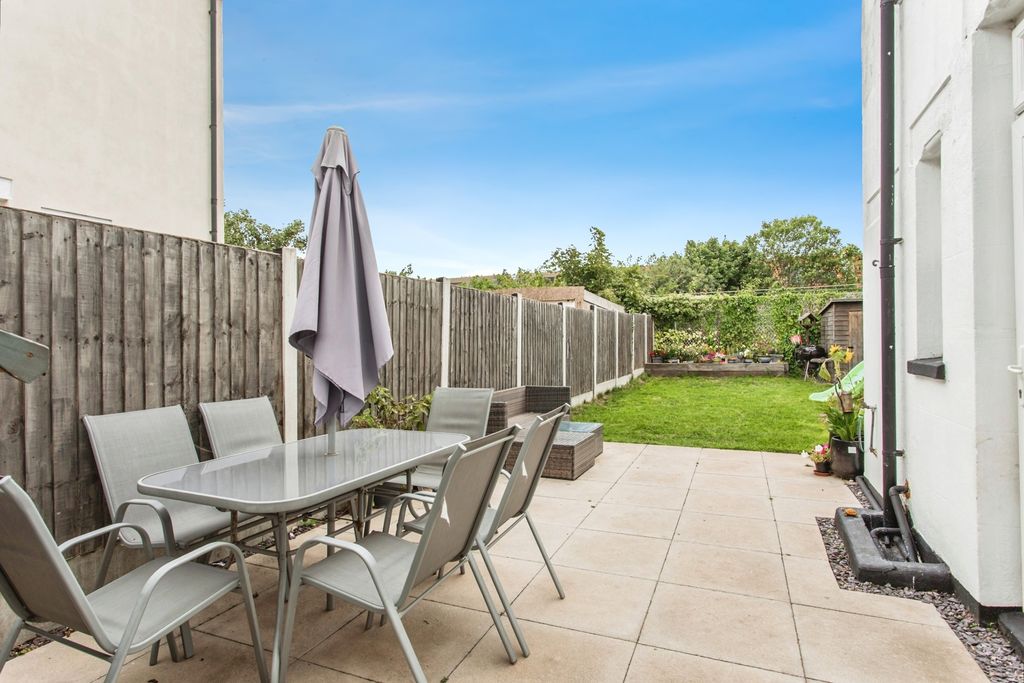 Property photo 2 of 17 Patio