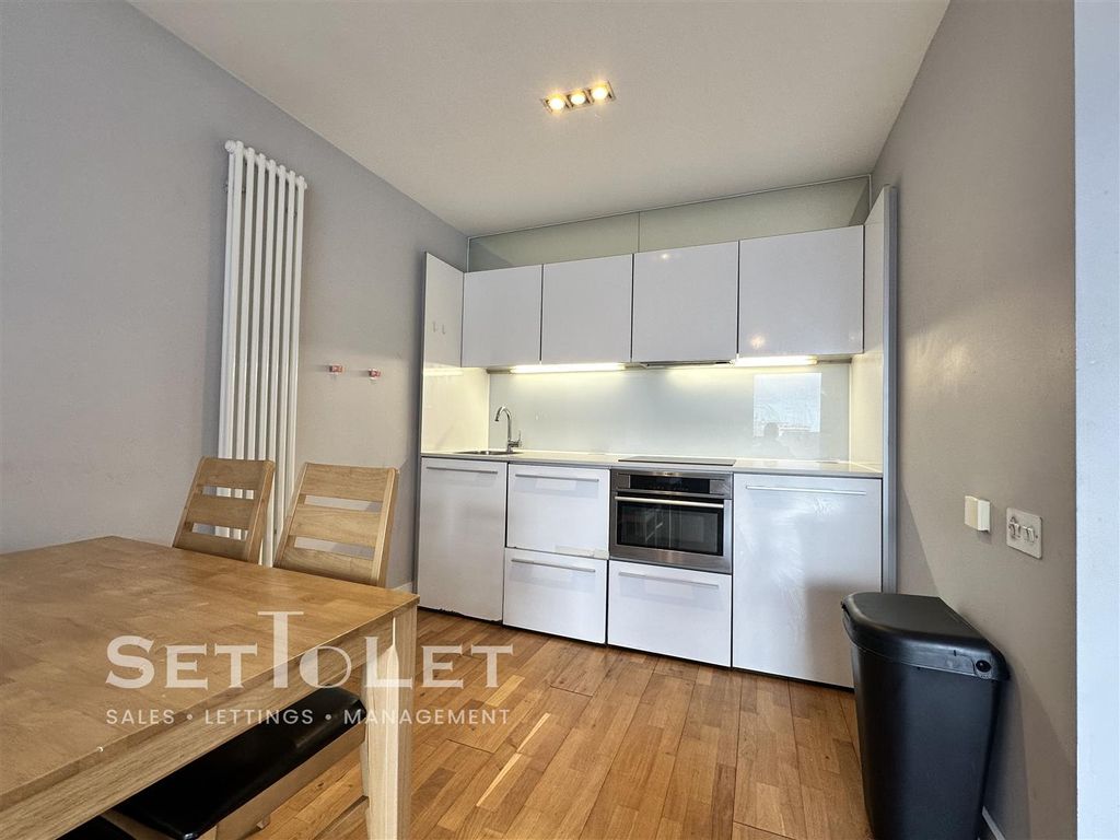 Property photo 3 of 13 Img_1326.Jpg