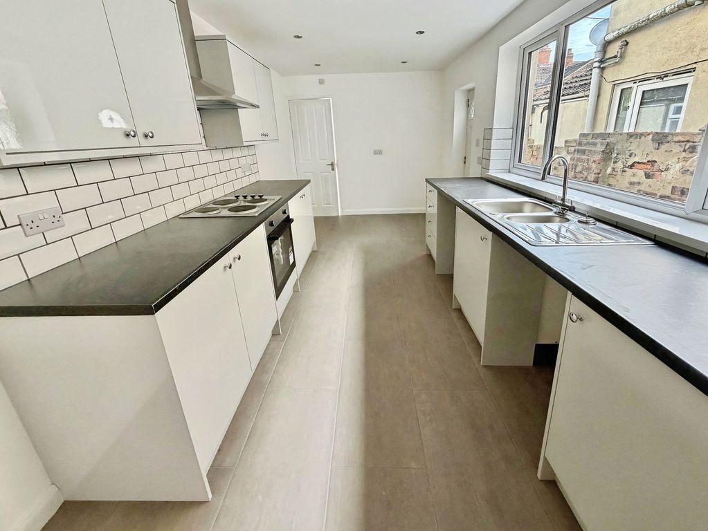 Property photo 3 of 12 Pbox-Img.Jpg