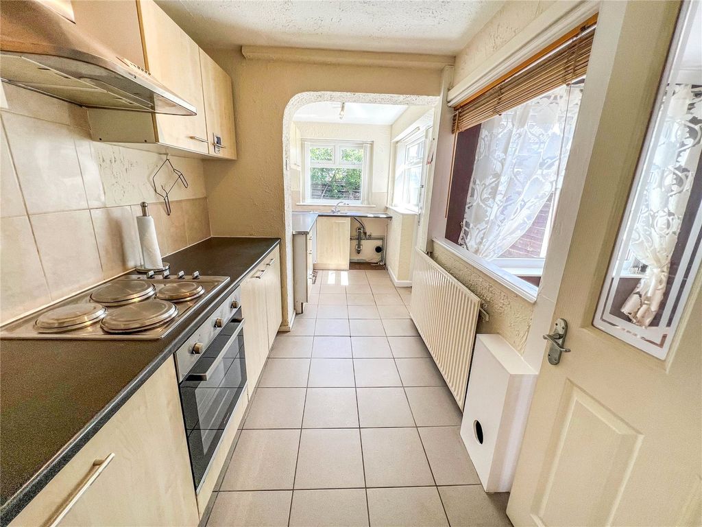 Property photo 3 of 14 Picture No. 10