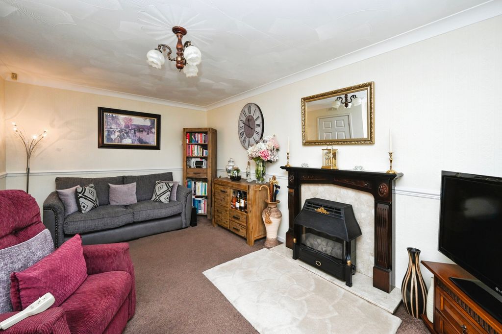 Property photo 3 of 15 Photography