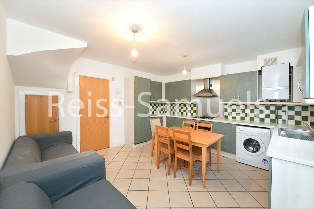 Property photo 2 of 48