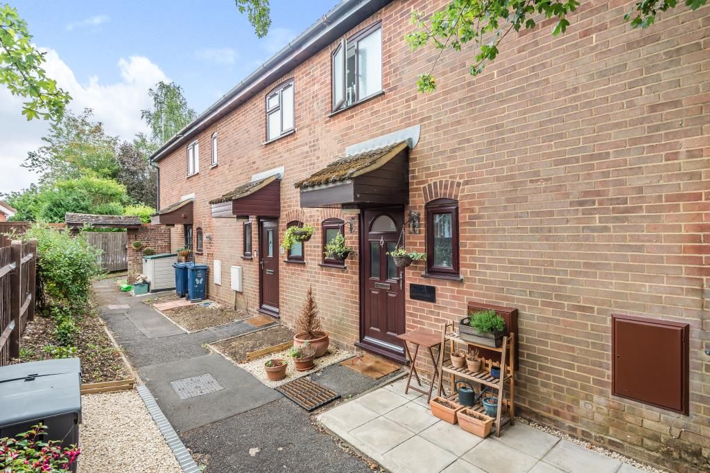 Property photo 1 of 9 Outside View