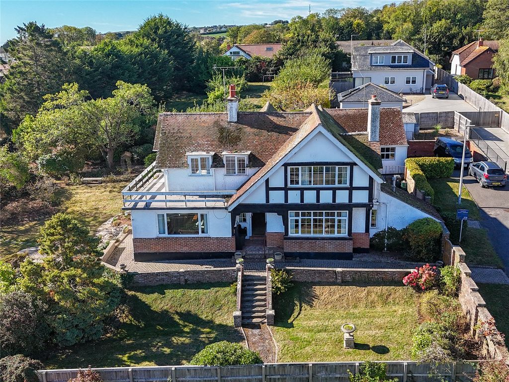 Property photo 1 of 49 Picture No. 97