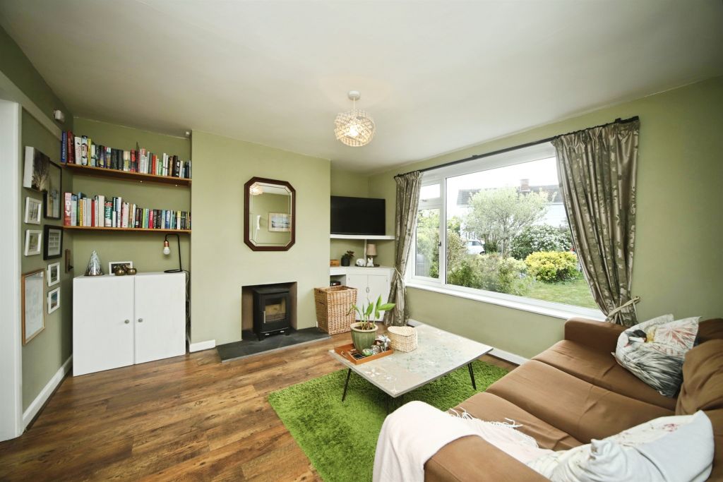 Property photo 2 of 18