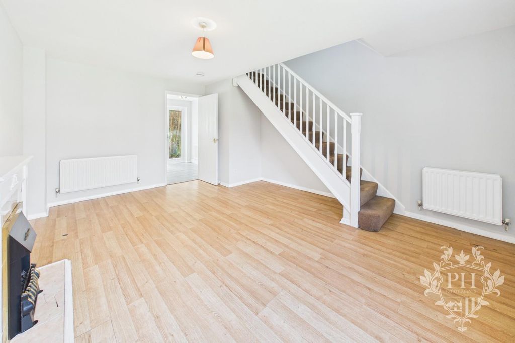 Property photo 2 of 8 79E3A1B1c5Af4Bb7808Eee0Cf4Ffaed8_100_Cam02002G0-Pr