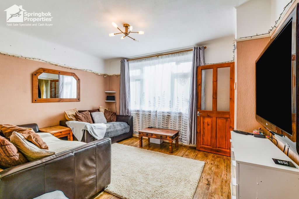 Property photo 2 of 15 Image 2