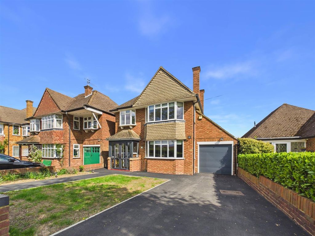 Property photo 1 of 22 Cam05080G0-Pr0348-Still044.Jpg