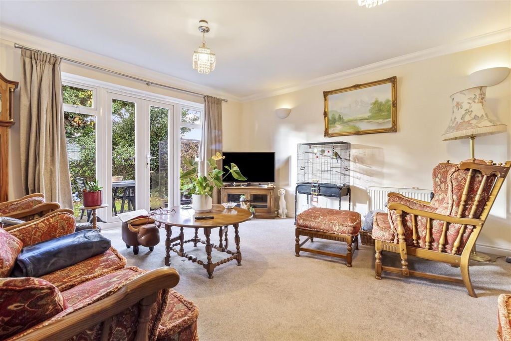 Property photo 2 of 22 3 Greenland Mews-020.Jpg