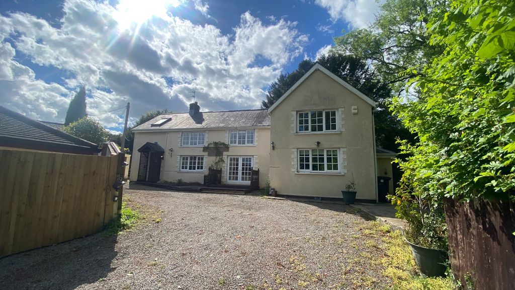 Property photo 1 of 25