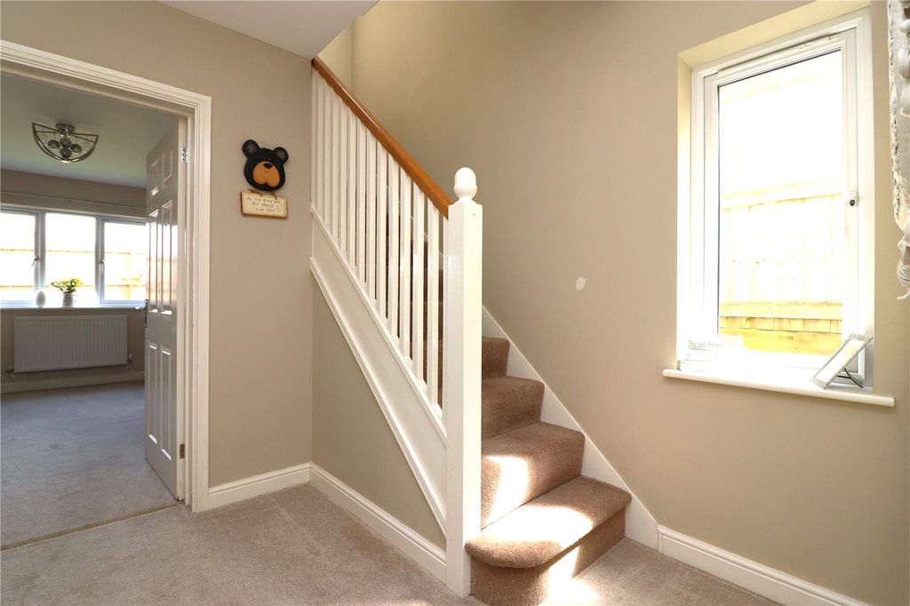 Property photo 3 of 25 Picture No. 18