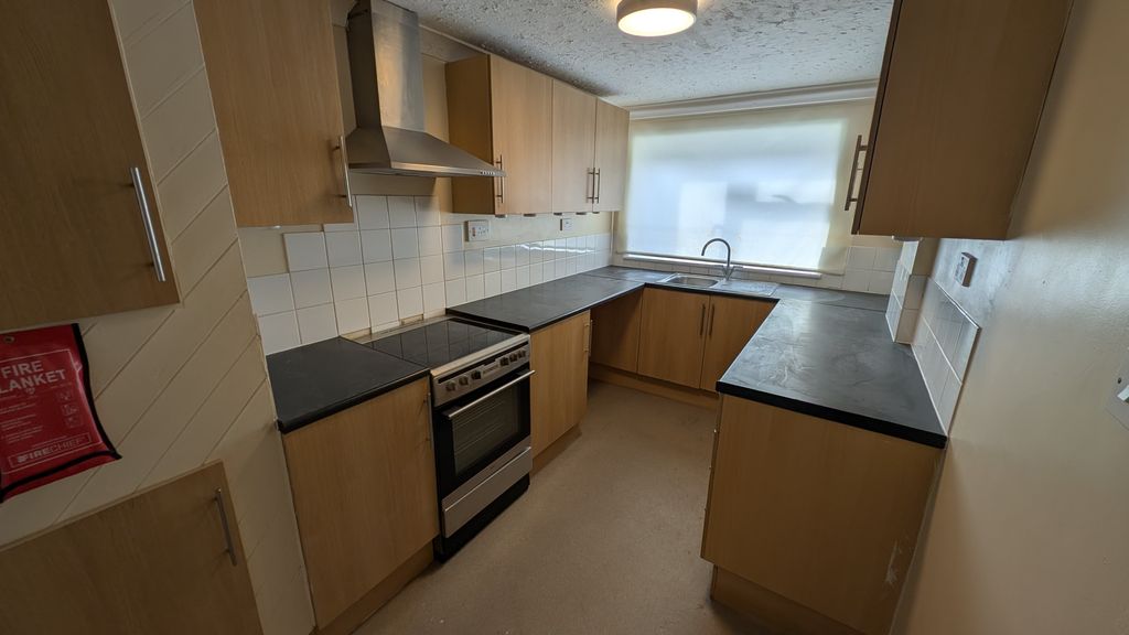 Property photo 3 of 13 Pxl_20251001_141047322