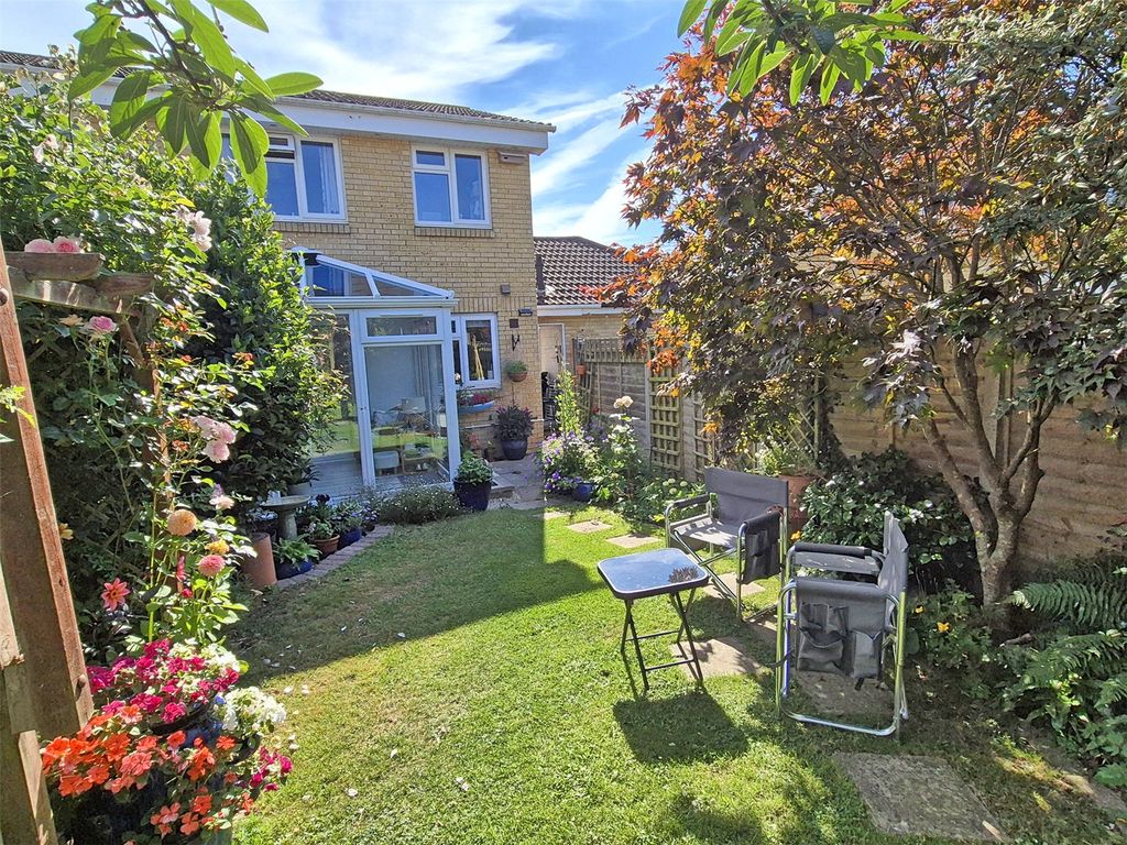 Property photo 2 of 13 Picture No. 19