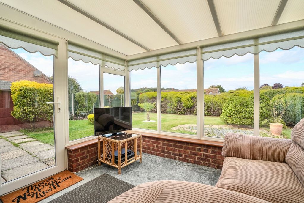 Property photo 3 of 21