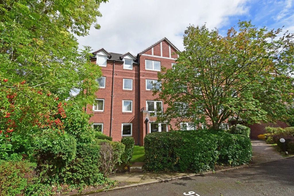 Property photo 2 of 10