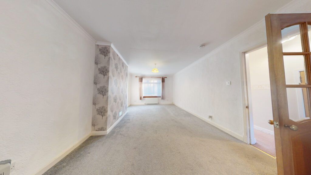 Property photo 3 of 25