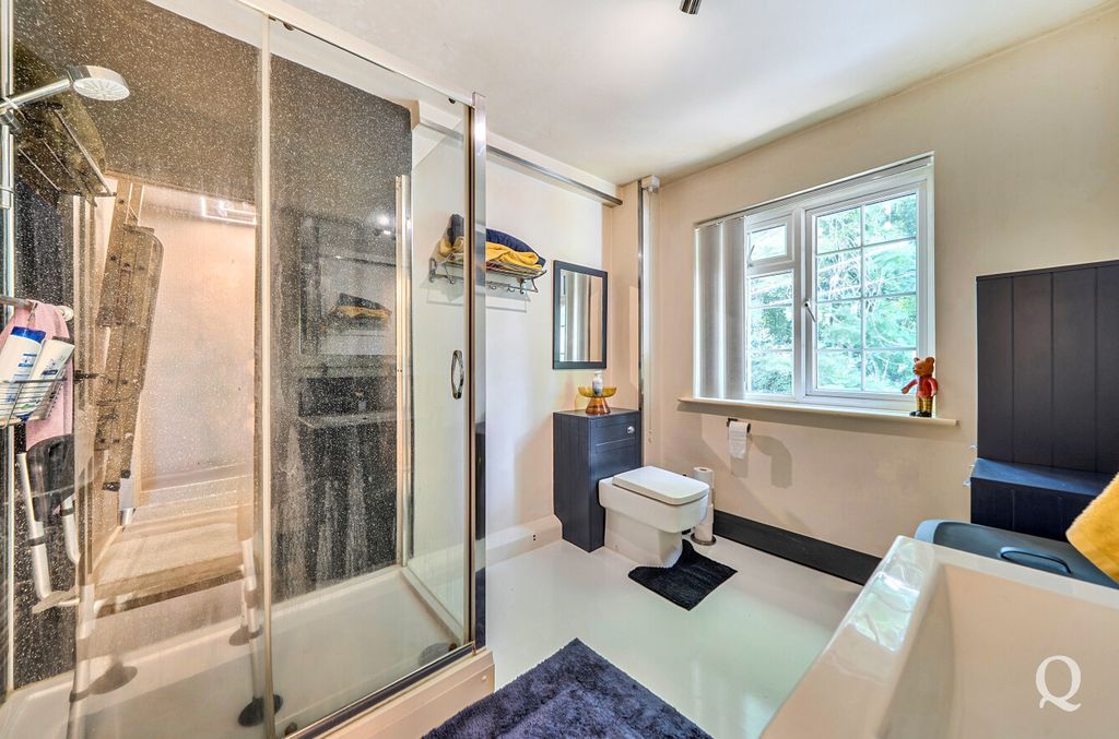 Property photo 3 of 18 259502B8-d7c6-4B7...