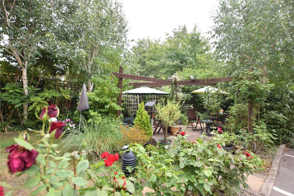 Property photo 2 of 14 Picture No. 06