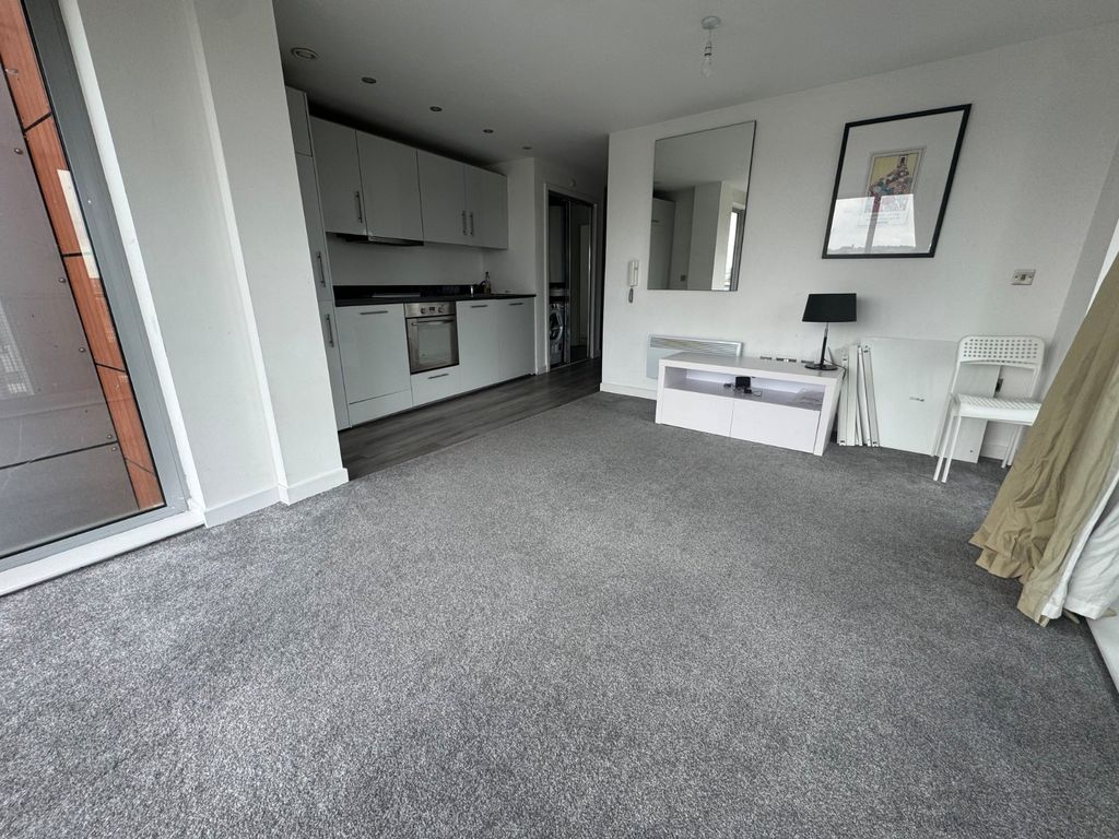 Property photo 1 of 7 Picture No. 06