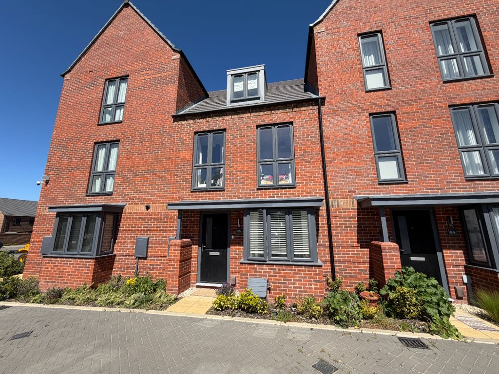 Property photo 1 of 17 5051890