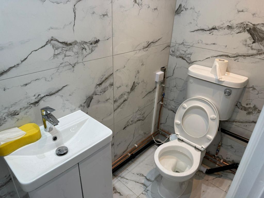 Property photo 1 of 7 Office Space To Let Located Next To Ilford Station- Basement