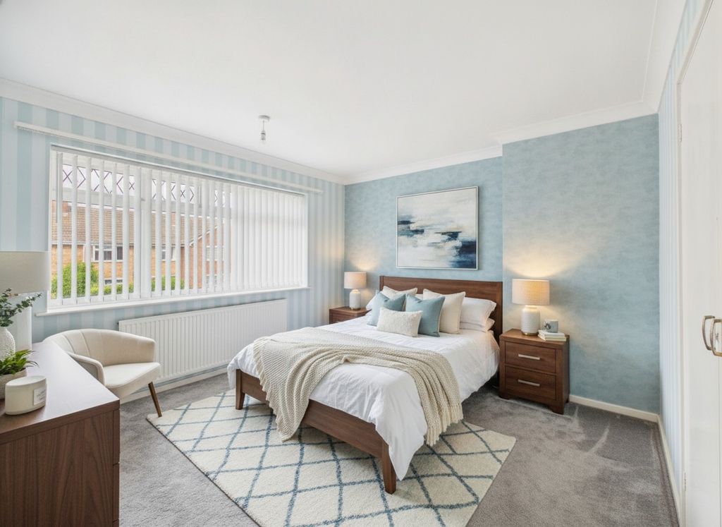Property photo 3 of 13 5266345