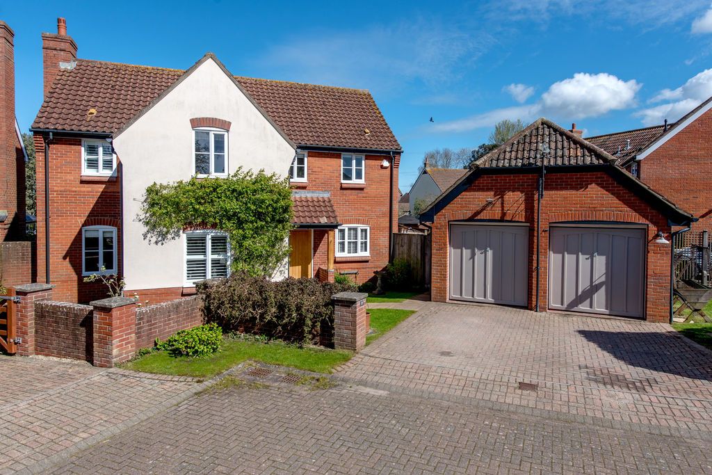 Property photo 1 of 29 Front Elevation