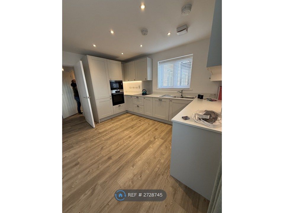 Property photo 2 of 33 Kitchen View