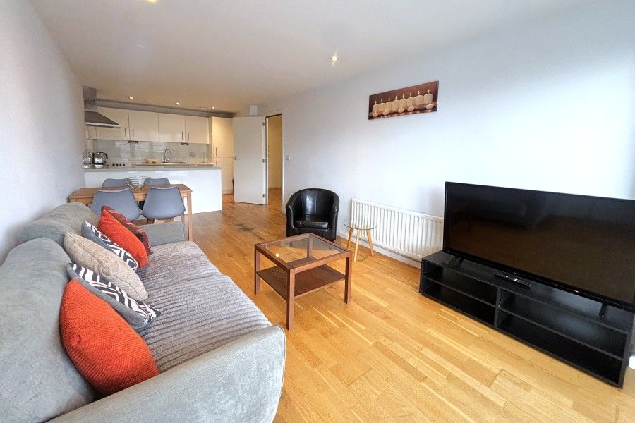 Property photo 3 of 10