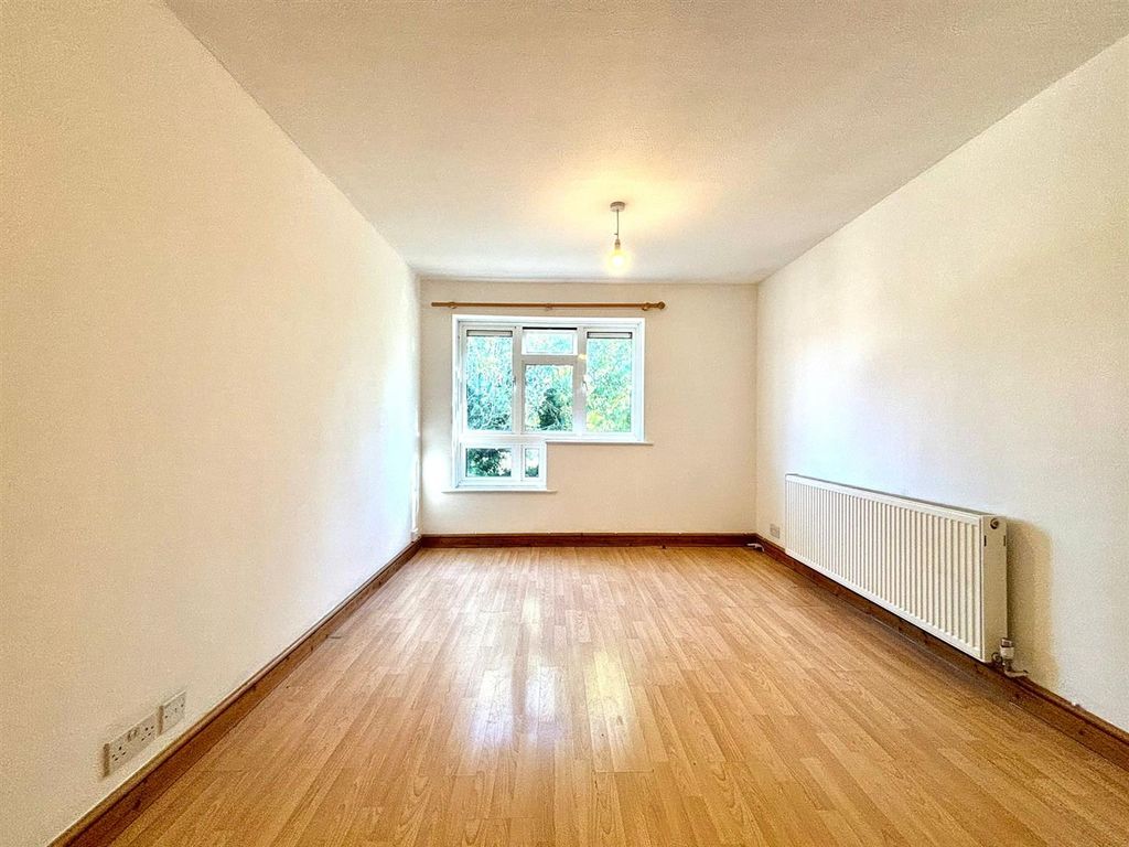 Property photo 2 of 9 Lounge Shot 2.Jpeg