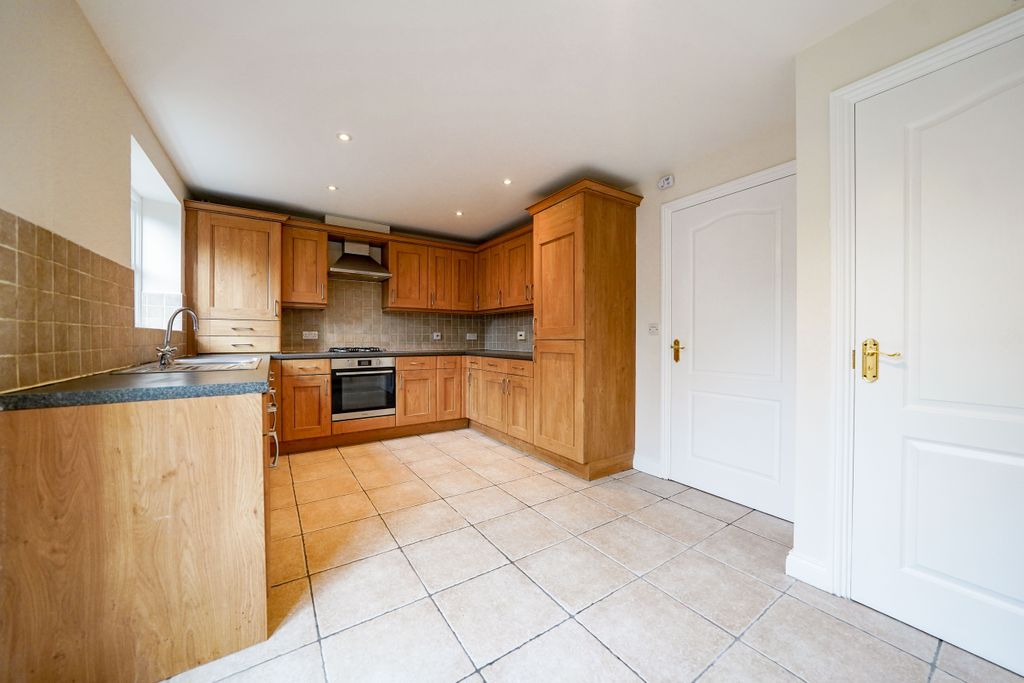 Property photo 2 of 20 Dsc03996