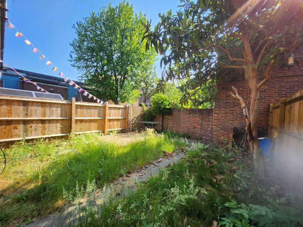 Property photo 3 of 22