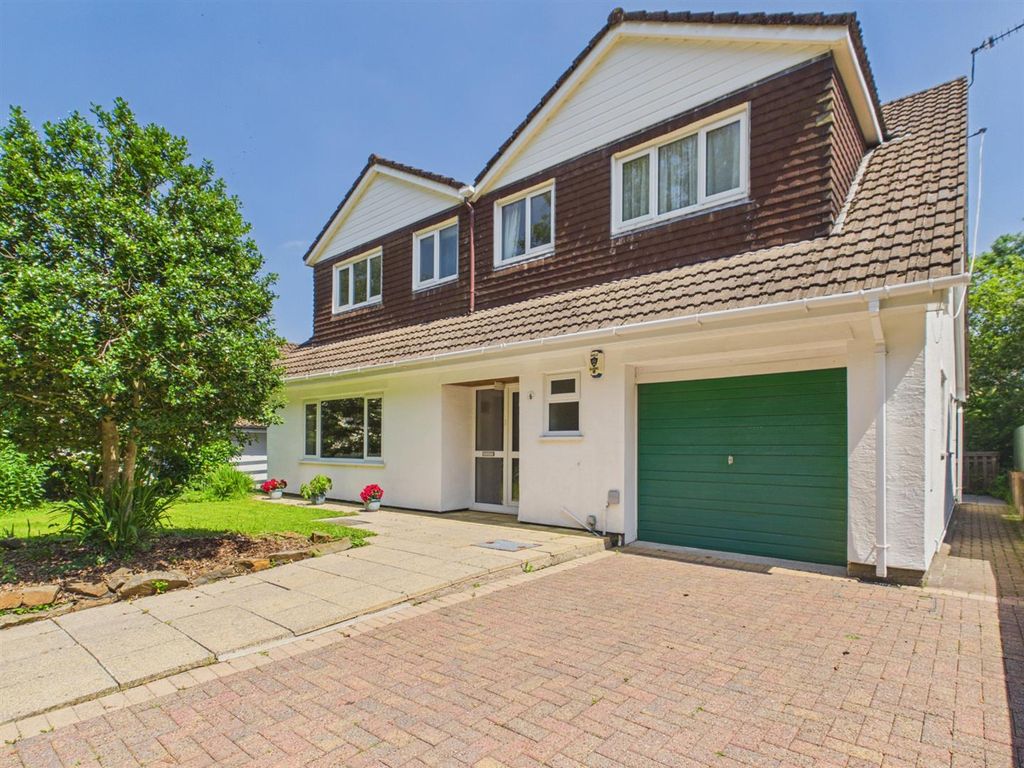 Property photo 1 of 30 Cam01766G0-Pr0721-Still039.Jpg