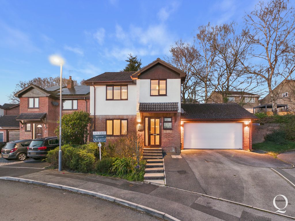 Property photo 1 of 21