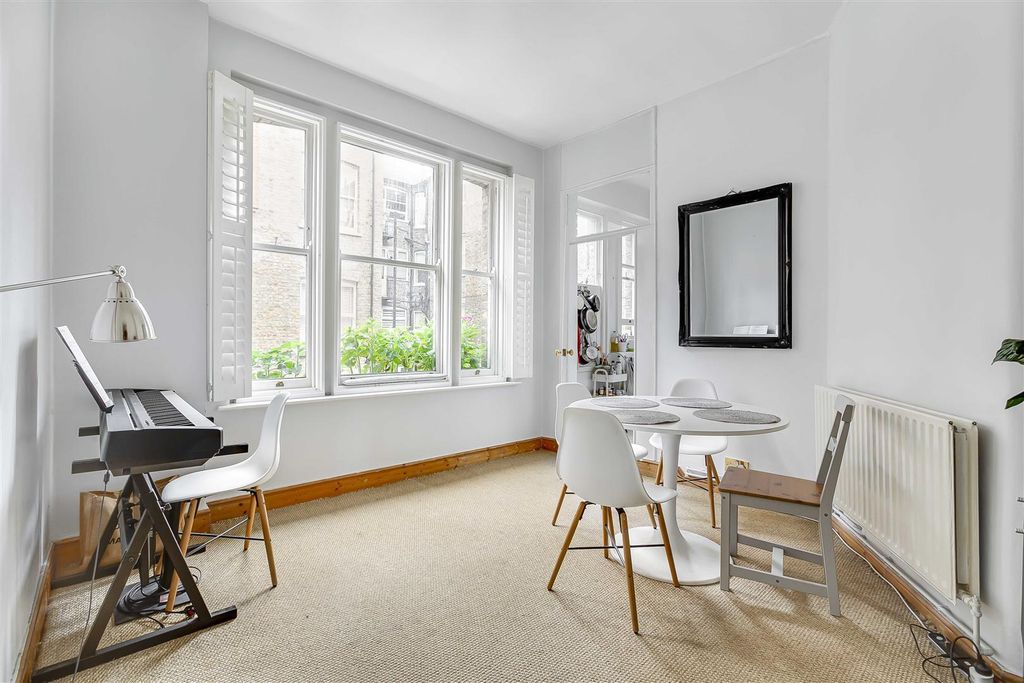 Property photo 3 of 8 Albert Palace Mansions - Reception Room 2.Jpg