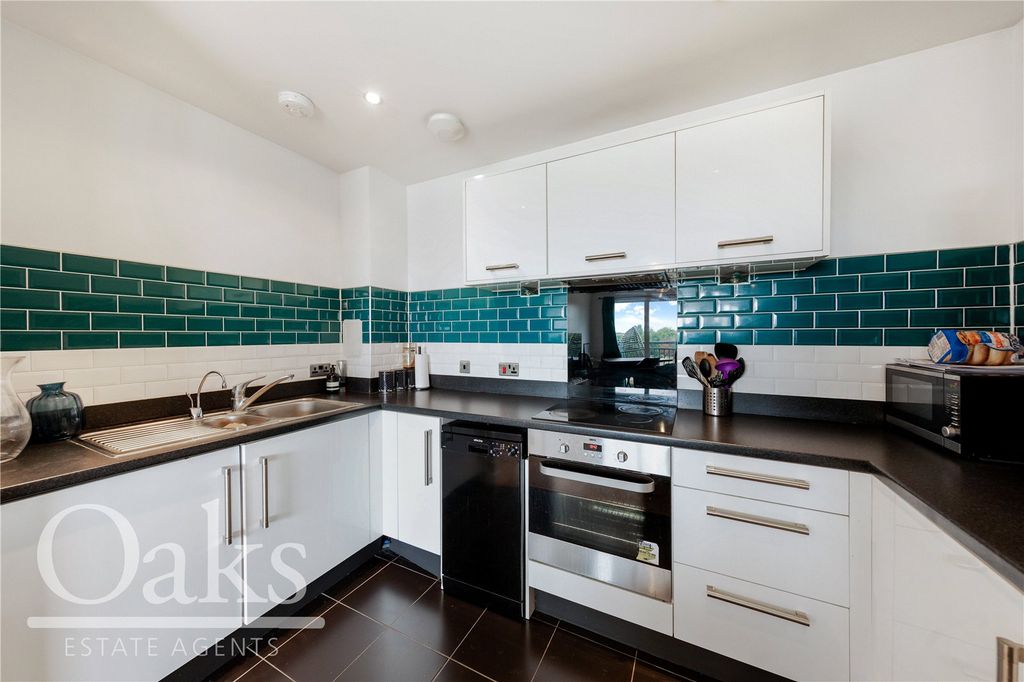 Property photo 2 of 8 Picture No. 06