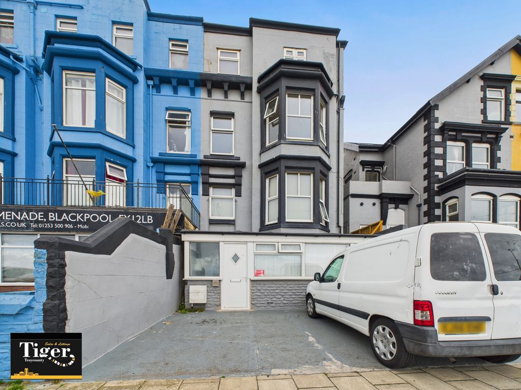 Property photo 1 of 5 Cam02176G0-Pr0656-Still005