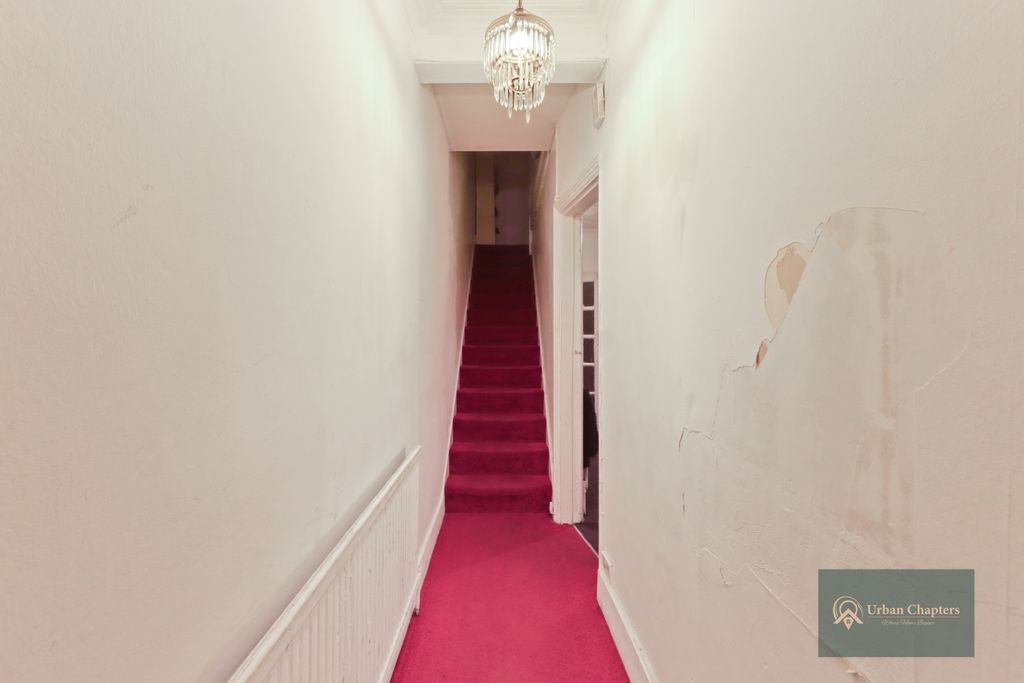 Property photo 2 of 15 87Qr-08