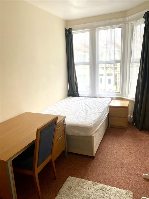 Property photo 3 of 8 Tempimageel265C.Jpg