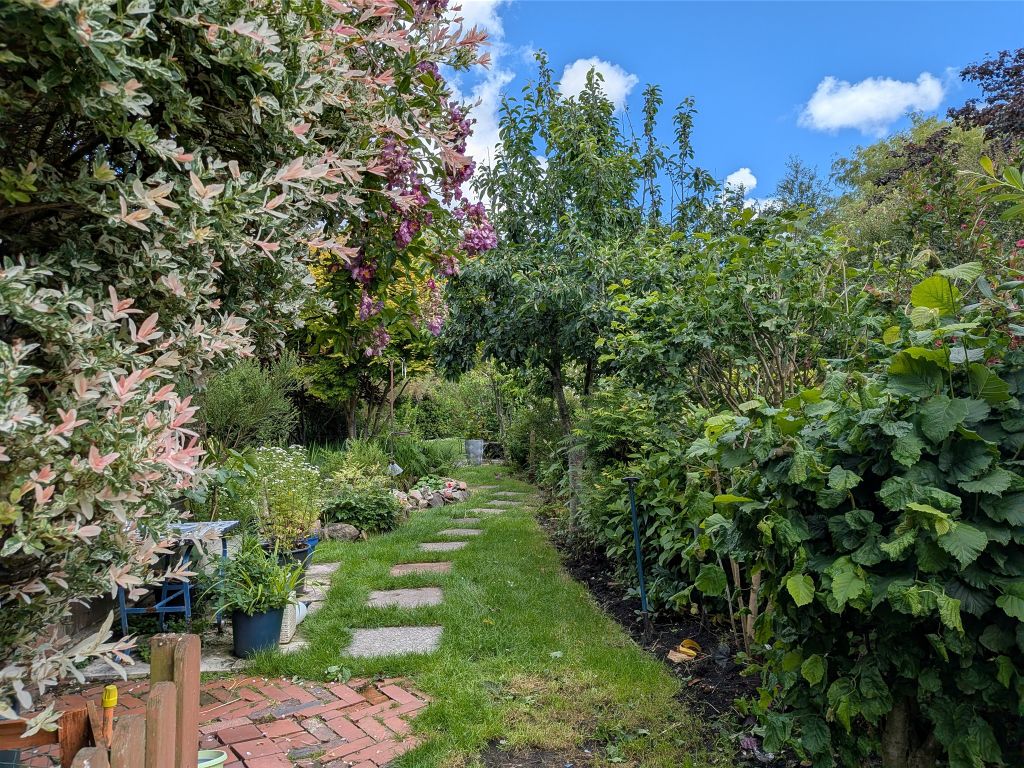 Property photo 2 of 19