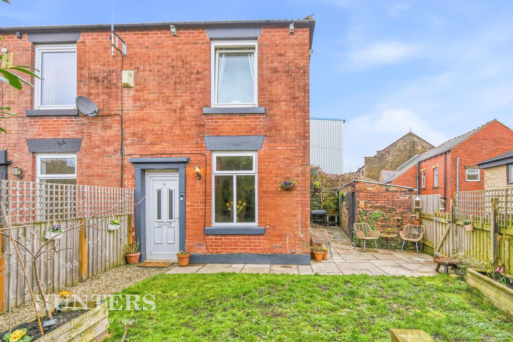 Property photo 1 of 16 Rear Garden