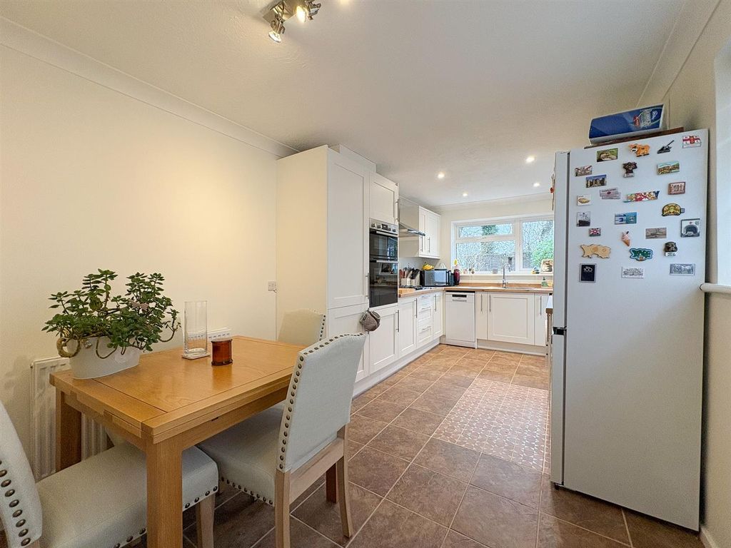 Property photo 3 of 17 Kitchen_Dining.Jpg