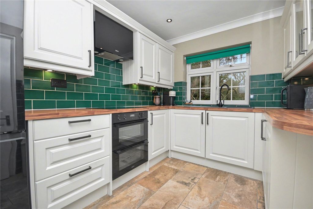 Property photo 2 of 14 Picture No. 07