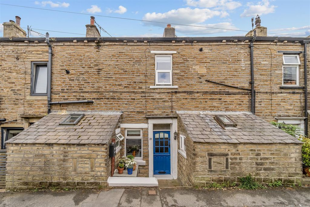 Property photo 1 of 27 31 Booth Terrace (Hx2 6Tj)-1.Jpg