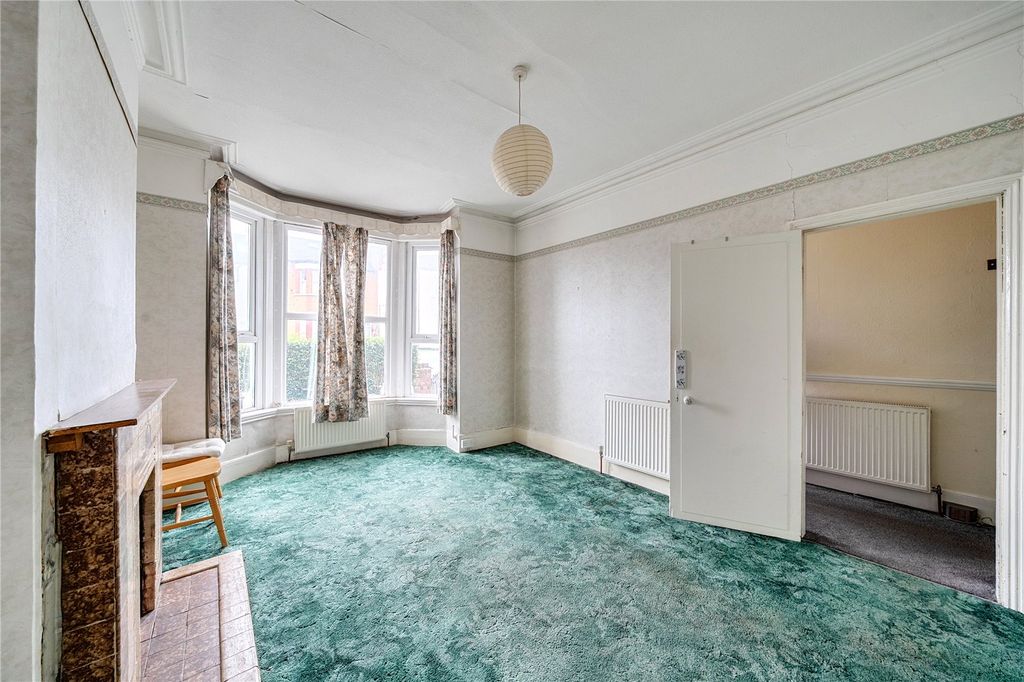 Property photo 2 of 16 Picture No. 02