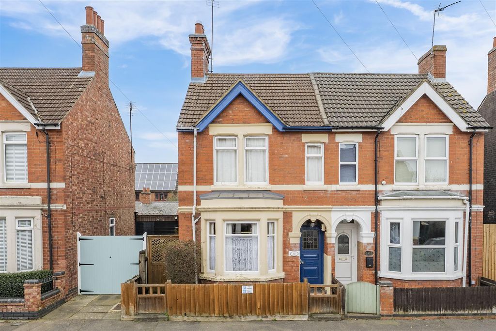 Property photo 1 of 13 Front