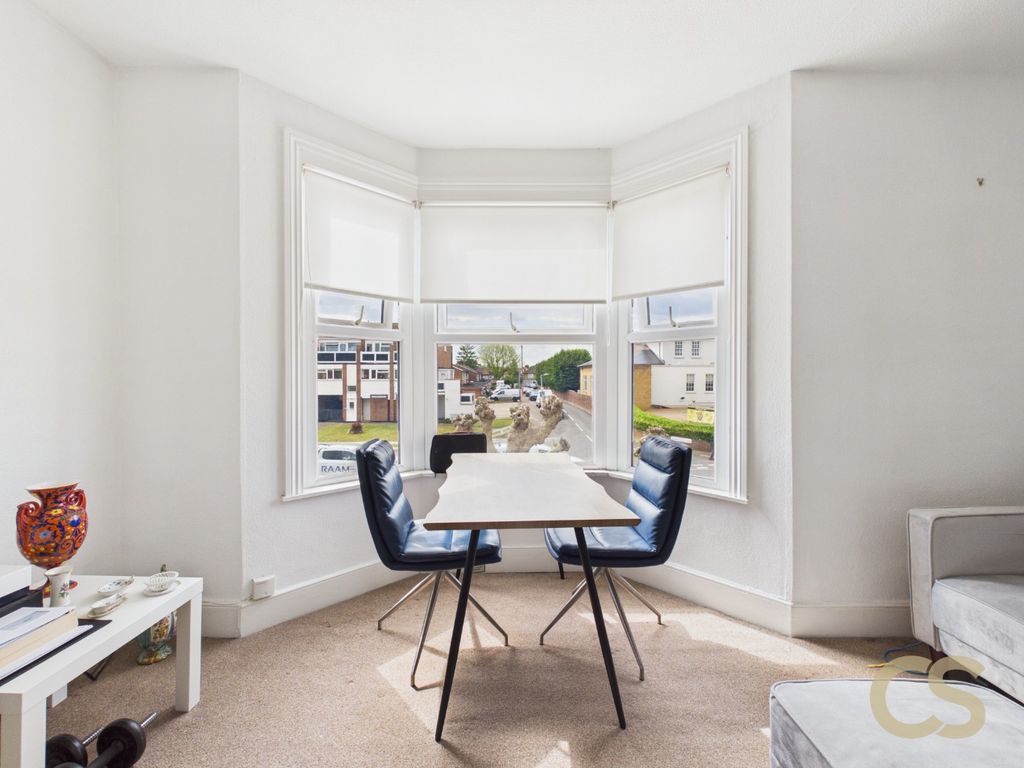 Property photo 3 of 10 5290155