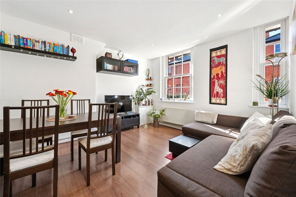 Property photo 2 of 7 Reception Room